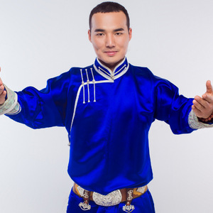 拳交潮喷双拳交
